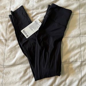 Lululemon base pace HR tight 28” size 6 black